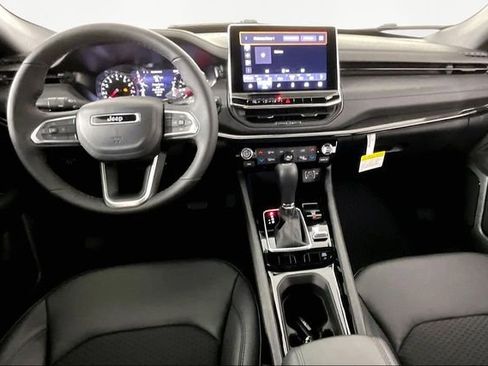 New 2026 Jeep Compass Latitude AWD/4WD image 6