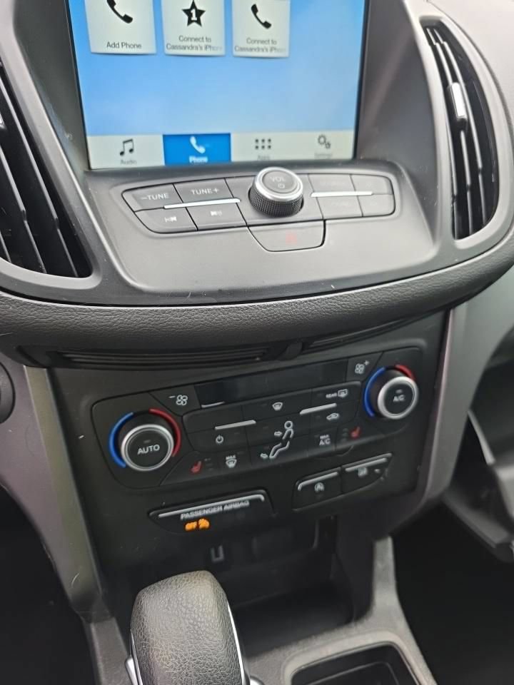 Used 2019 Ford Escape SE FWD image 13