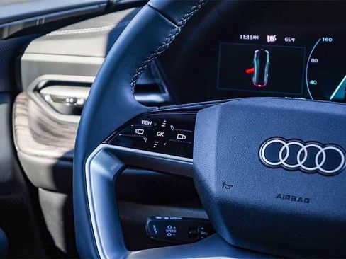 New 2025 Audi Q5 Premium image 16