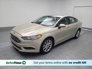 Used 2017 Ford Fusion SE image 1
