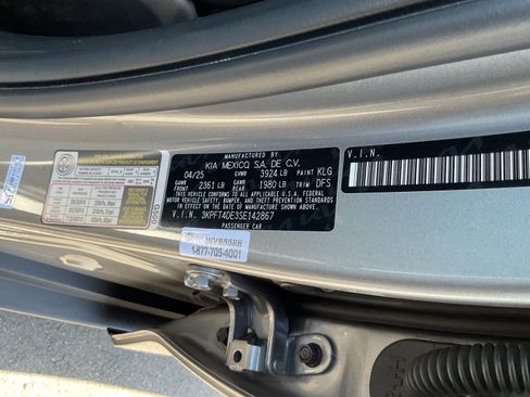 Used 2025 Kia K4 FWD image 27
