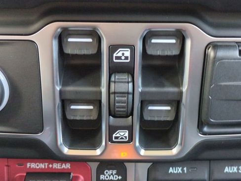 New 2026 Jeep Gladiator Rubicon image 24