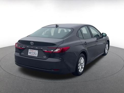 Used 2025 Toyota Camry LE image 15