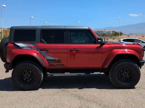 Used 2024 Ford Bronco Raptor AWD/4WD image 3