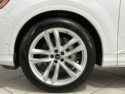 Used 2025 Audi Q7 3.0T Premium Plus w/ Premium Plus Package image 17
