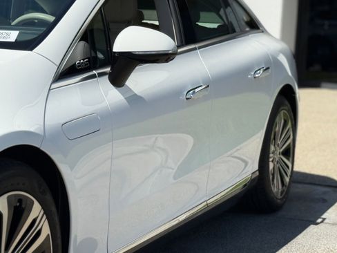 Used 2022 Mercedes-Benz EQS 450+ Sedan image 5