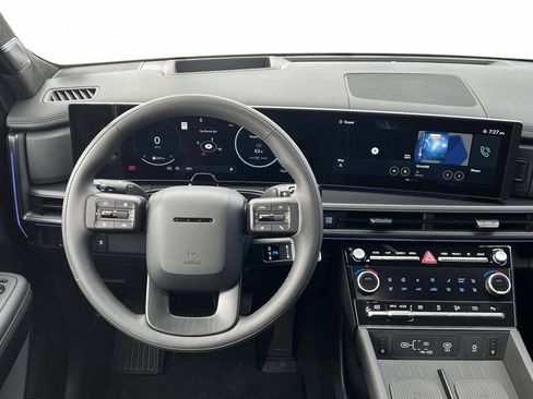 Used 2024 Hyundai Santa Fe Calligraphy image 17