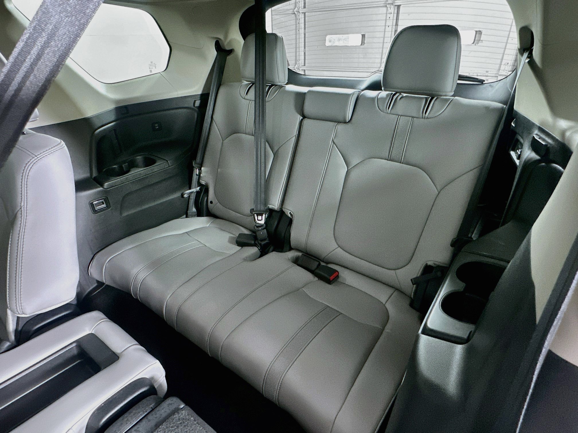 Used 2025 Honda Pilot EX-L image 28