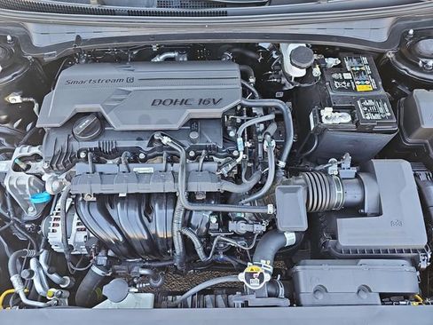 Used 2025 Kia K4 EX FWD image 32