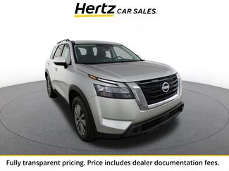 Used 2025 Nissan Pathfinder SV FWD video 1