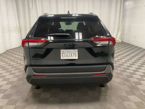 Used 2025 Toyota RAV4 XLE Premium image 7
