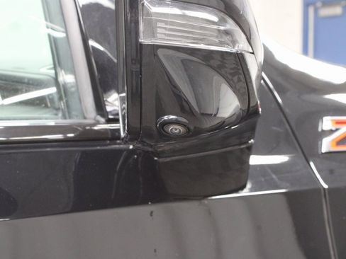 Used 2024 Chevrolet Tahoe Z71 image 52