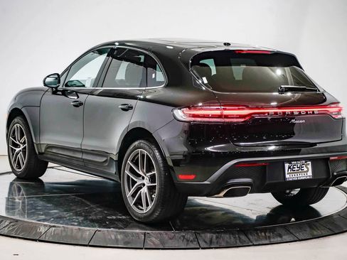 Used 2024 Porsche Macan image 2