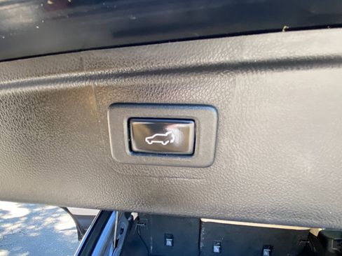 Used 2019 Subaru Outback 2.5i Limited AWD/4WD image 50