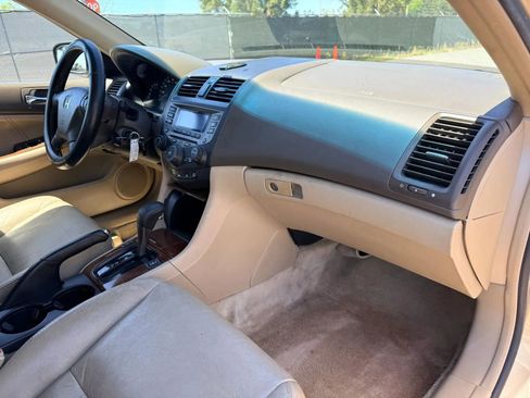 Used 2006 Honda Accord EX-L image 19