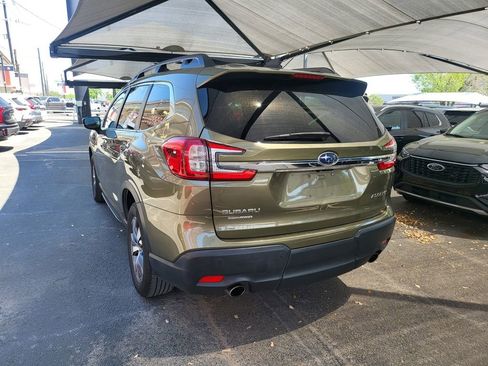 Used 2025 Subaru Ascent Premium AWD/4WD image 12