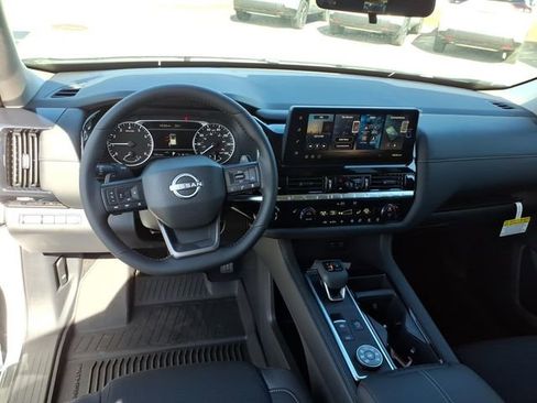 New 2026 Nissan Pathfinder SV AWD/4WD image 9