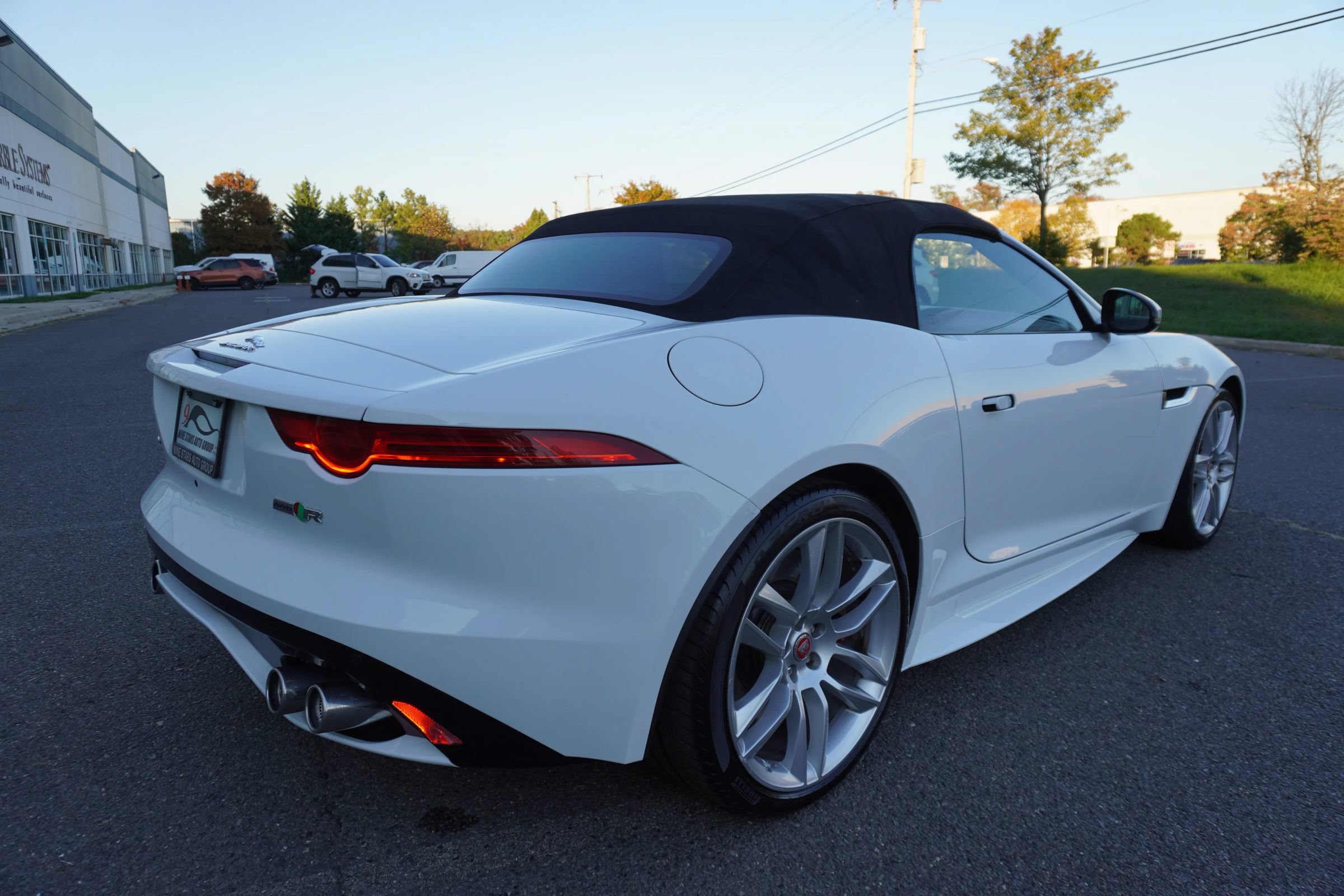 Used 2017 Jaguar F-TYPE R AWD/4WD image 7