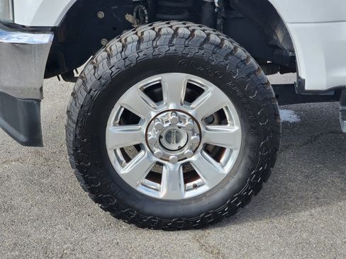 Used 2022 Ford F250 Lariat w/ Lariat Value Package AWD/4WD image 10
