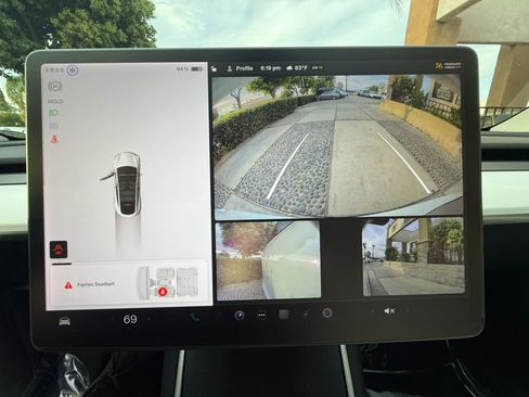 Used 2021 Tesla Model Y Long Range image 31