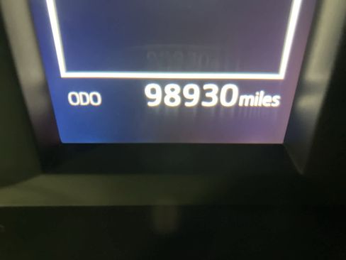 Used 2018 Toyota Highlander AWD V6 image 27