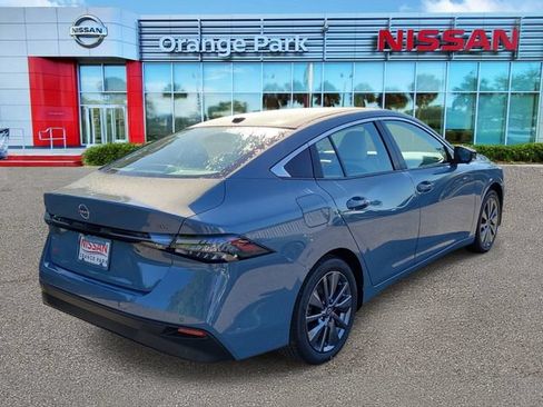 New 2026 Nissan Sentra SL w/ Floor Mat Package FWD image 2