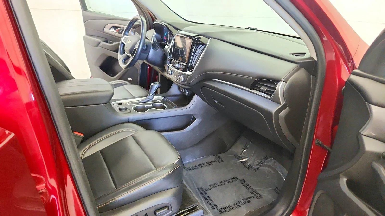 Used 2019 Chevrolet Traverse LT w/ LT Premium Package AWD/4WD image 30