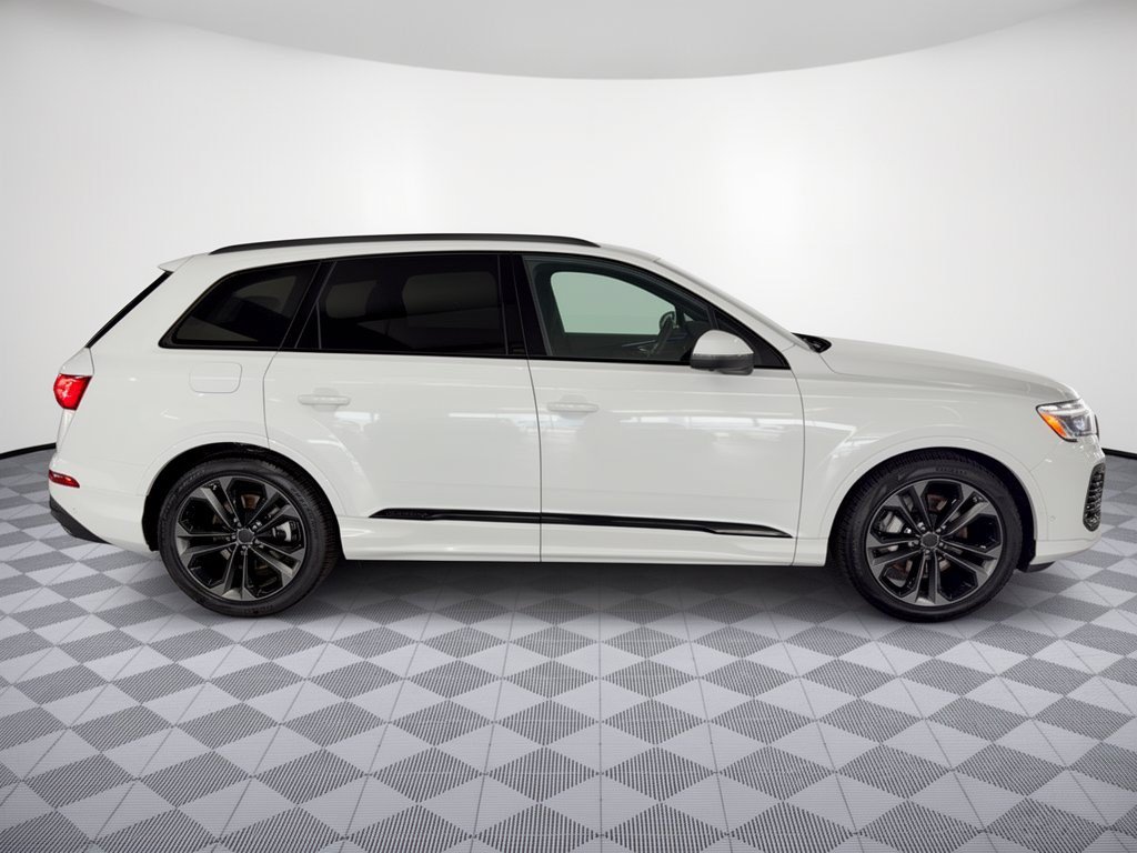 Used 2026 Audi Q7 3.0T Premium Plus w/ Premium Plus Package AWD/4WD image 8