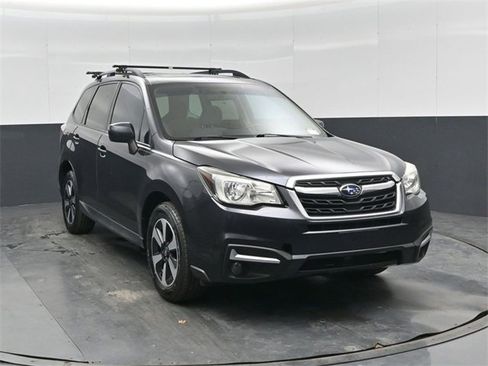 Used 2017 Subaru Forester 2.5i Premium image 10