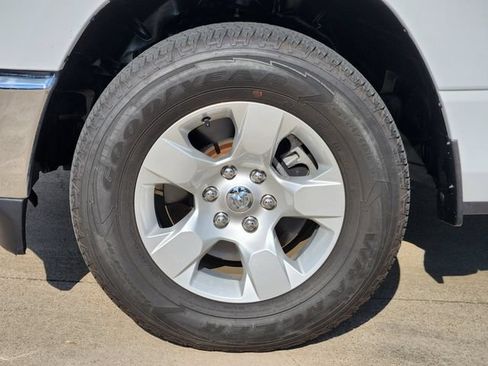 Certified 2023 RAM 1500 Big Horn AWD/4WD image 10