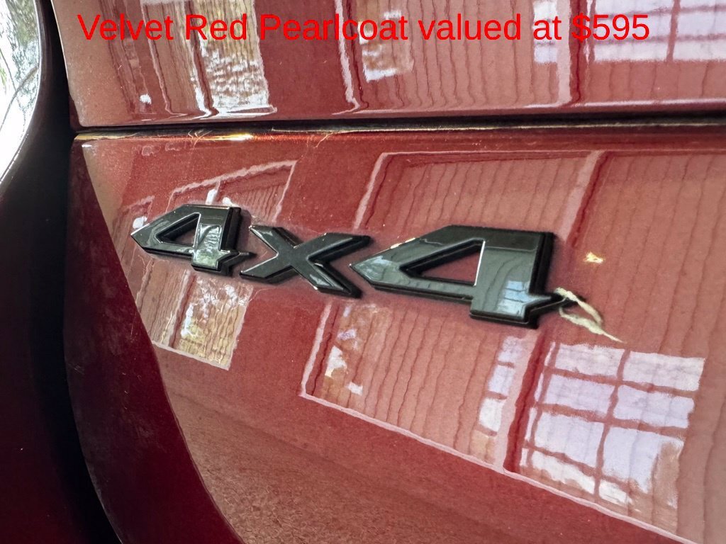Used 2024 Jeep Grand Cherokee L Altitude AWD/4WD image 10