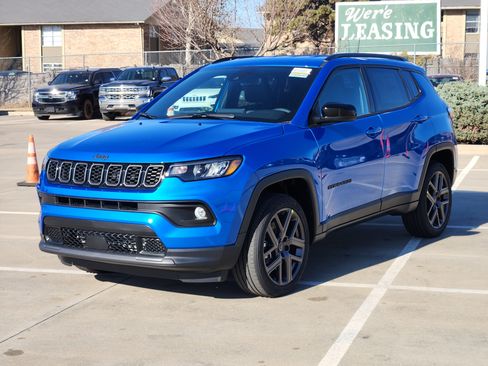 New 2026 Jeep Compass Latitude image 2
