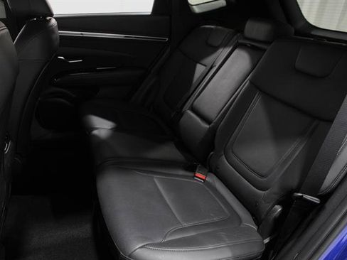 Used 2022 Hyundai Tucson Limited image 19