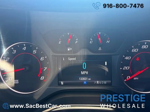 Used 2017 Chevrolet Camaro LT RWD image 22