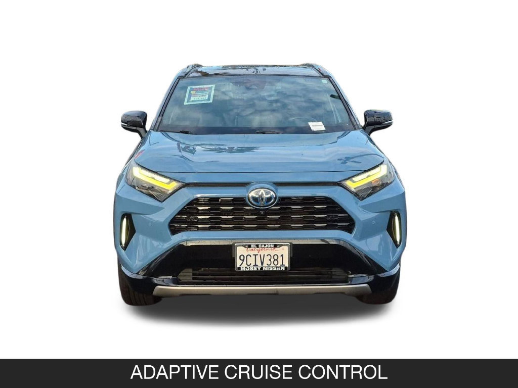 Used 2022 Toyota RAV4 XSE AWD/4WD image 4