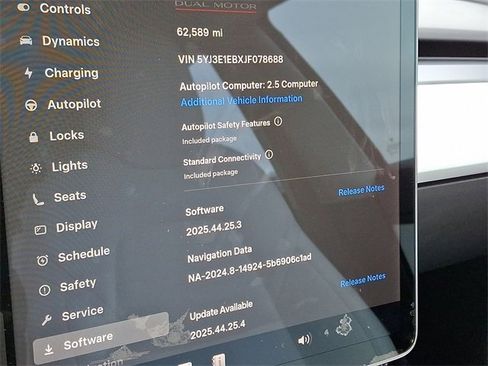 Used 2018 Tesla Model 3 Long Range image 25