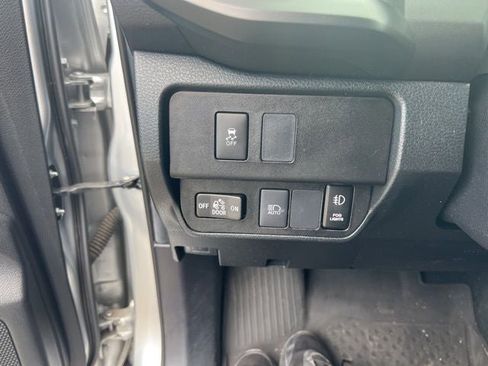 Used 2022 Toyota Tacoma SR image 19