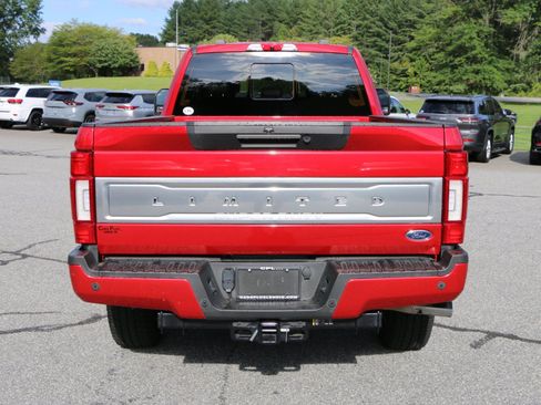 Used 2022 Ford F350 Limited AWD/4WD image 4