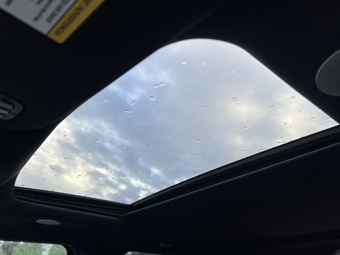 Used 2023 Ford F150 Platinum w/ FX4 Off-Road Package image 12