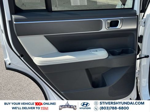 Used 2024 Hyundai Santa Fe SEL FWD image 18