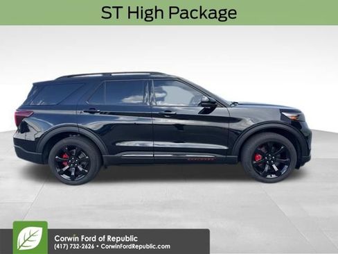 Used 2023 Ford Explorer ST w/ Equipment Group 401A image 4