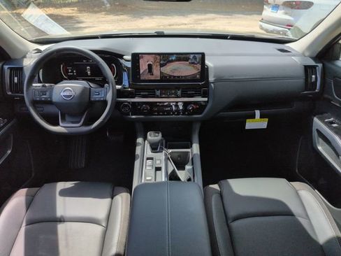 New 2026 Nissan Pathfinder SL FWD image 24