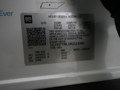 Used 2024 Cadillac Lyriq Sport w/ LPO, Floor Liner Package AWD/4WD image 26