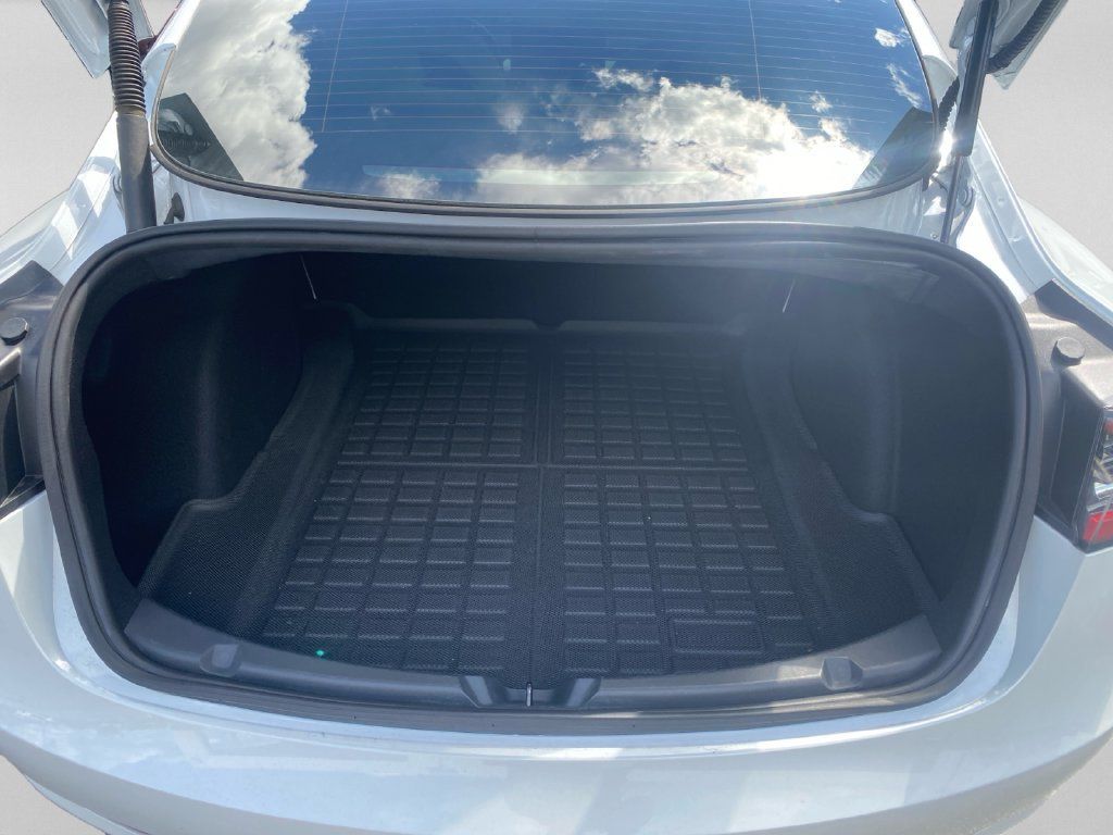 Used 2023 Tesla Model 3 Standard Range RWD image 23