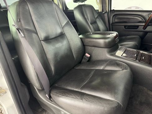 Used 2011 GMC Sierra 1500 Denali image 32