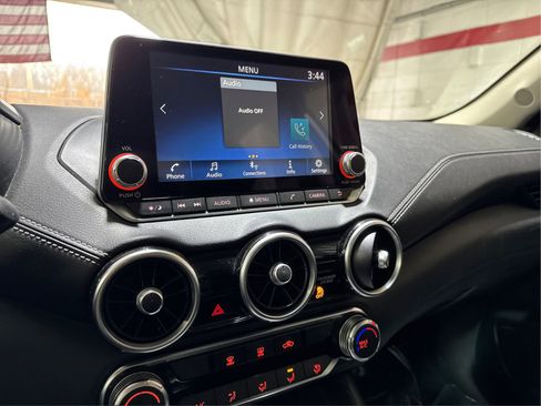 Used 2022 Nissan Sentra SV image 13