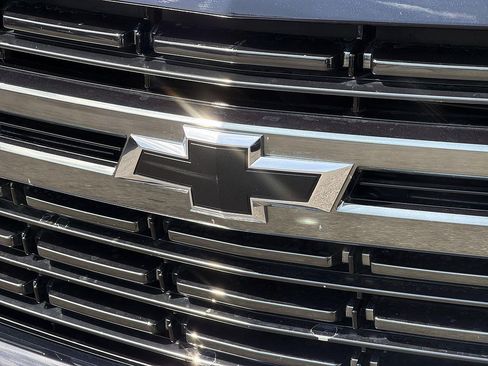 Used 2021 Chevrolet Tahoe RST AWD/4WD image 30