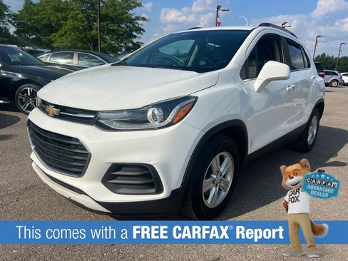 Used 2019 Chevrolet Trax LT w/ LT Convenience Package FWD image 1