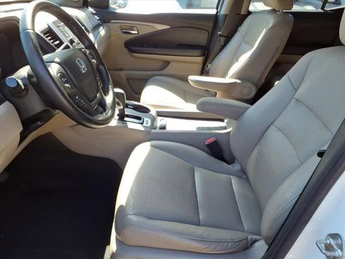 Used 2019 Honda Ridgeline RTL image 10