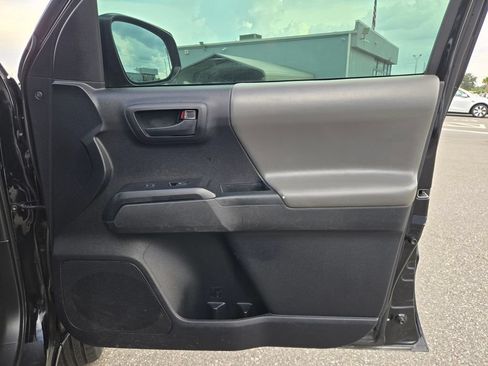 Used 2020 Toyota Tacoma SR w/ SX Package AWD/4WD image 44